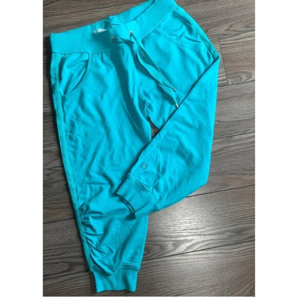Lululemon Flashback Crop Pants โ Lagoon Blue, Size 8 (NWOT) - Picture 10 of 10